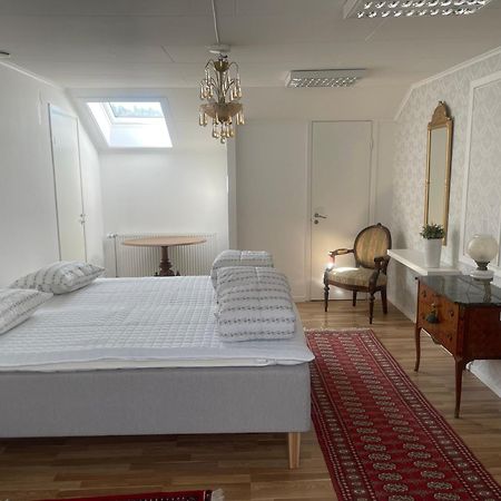Gisebo Vingard Bed and Breakfast Huskvarna Exteriör bild